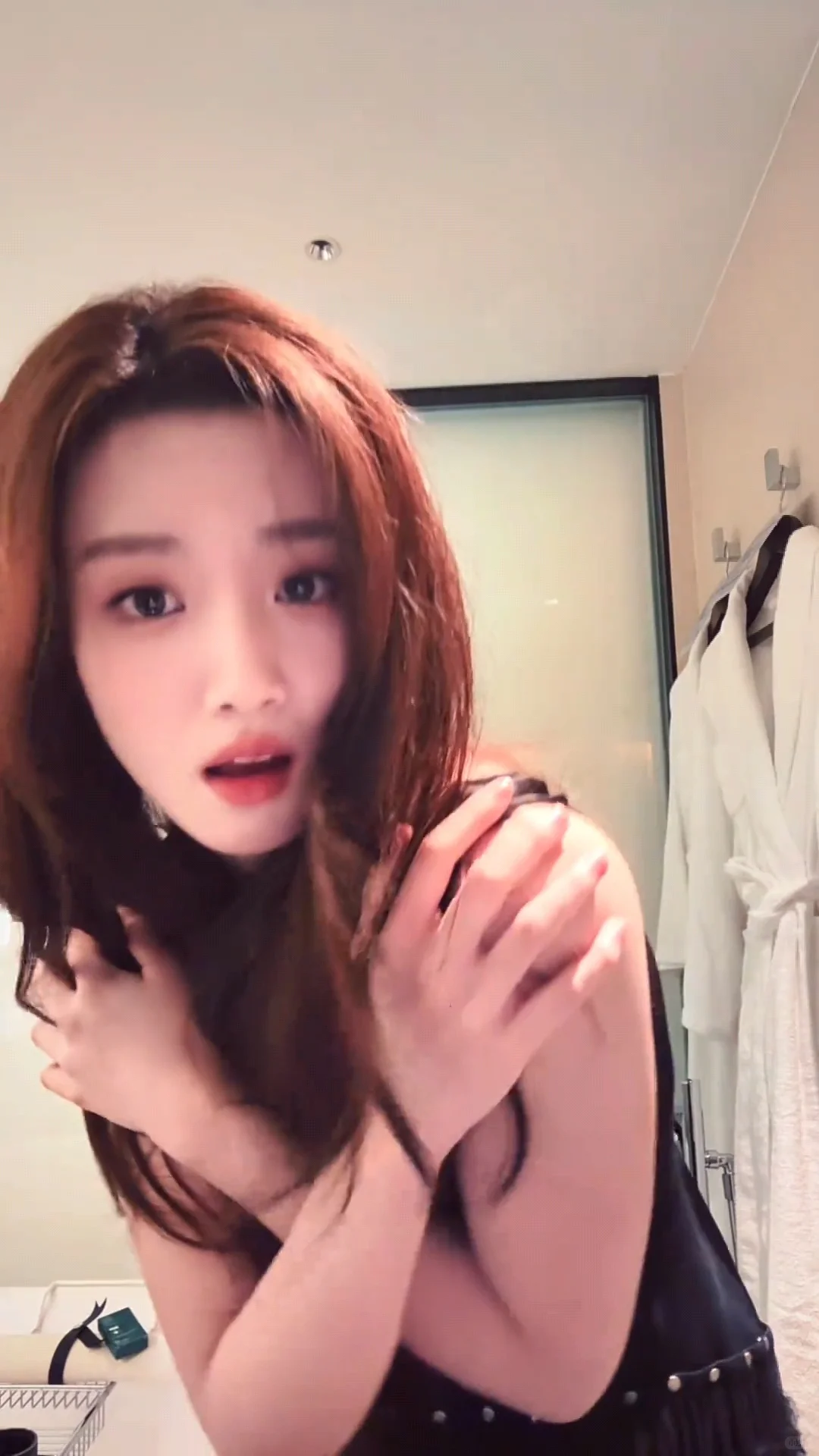 没人觉得这个噜噜晓的小表情很媚嘛