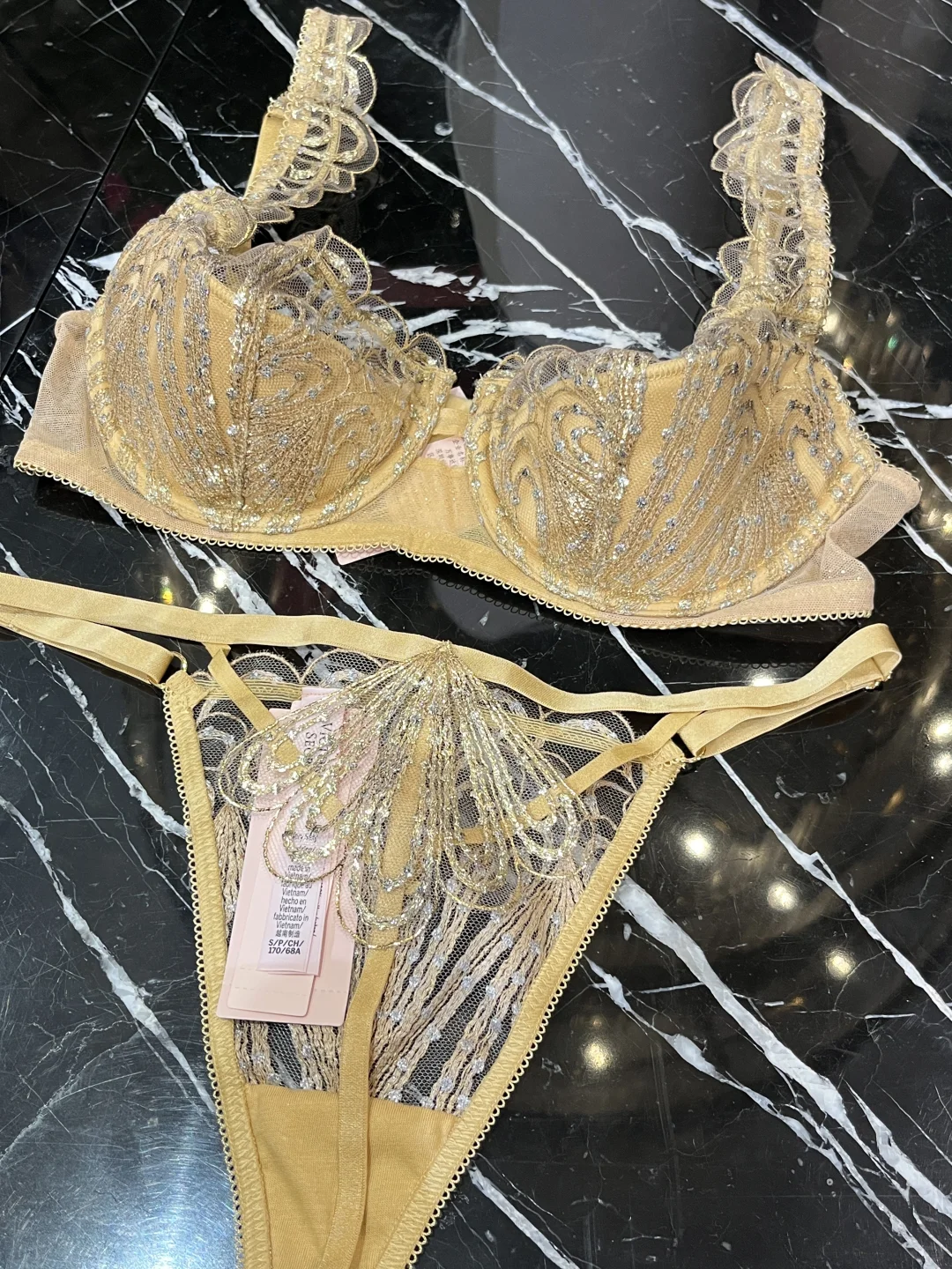 维秘香槟金 氛围感的神‼️