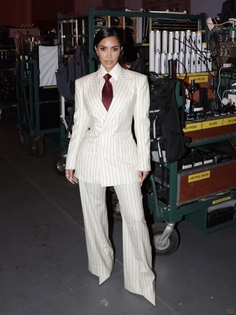 《诉讼女王》中Kim Kardashian饰演女律师