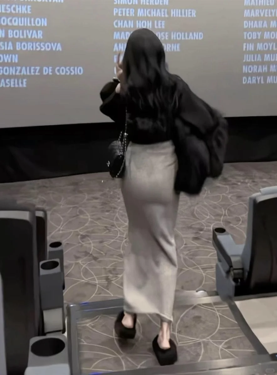 这长裙也太好看了吧～～轻熟风时尚显瘦包臀裙