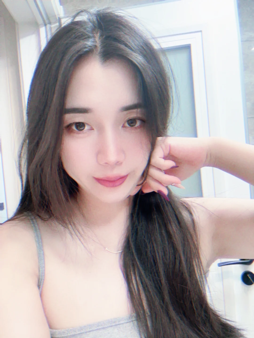 不太可爱但又迷人的天蝎女～