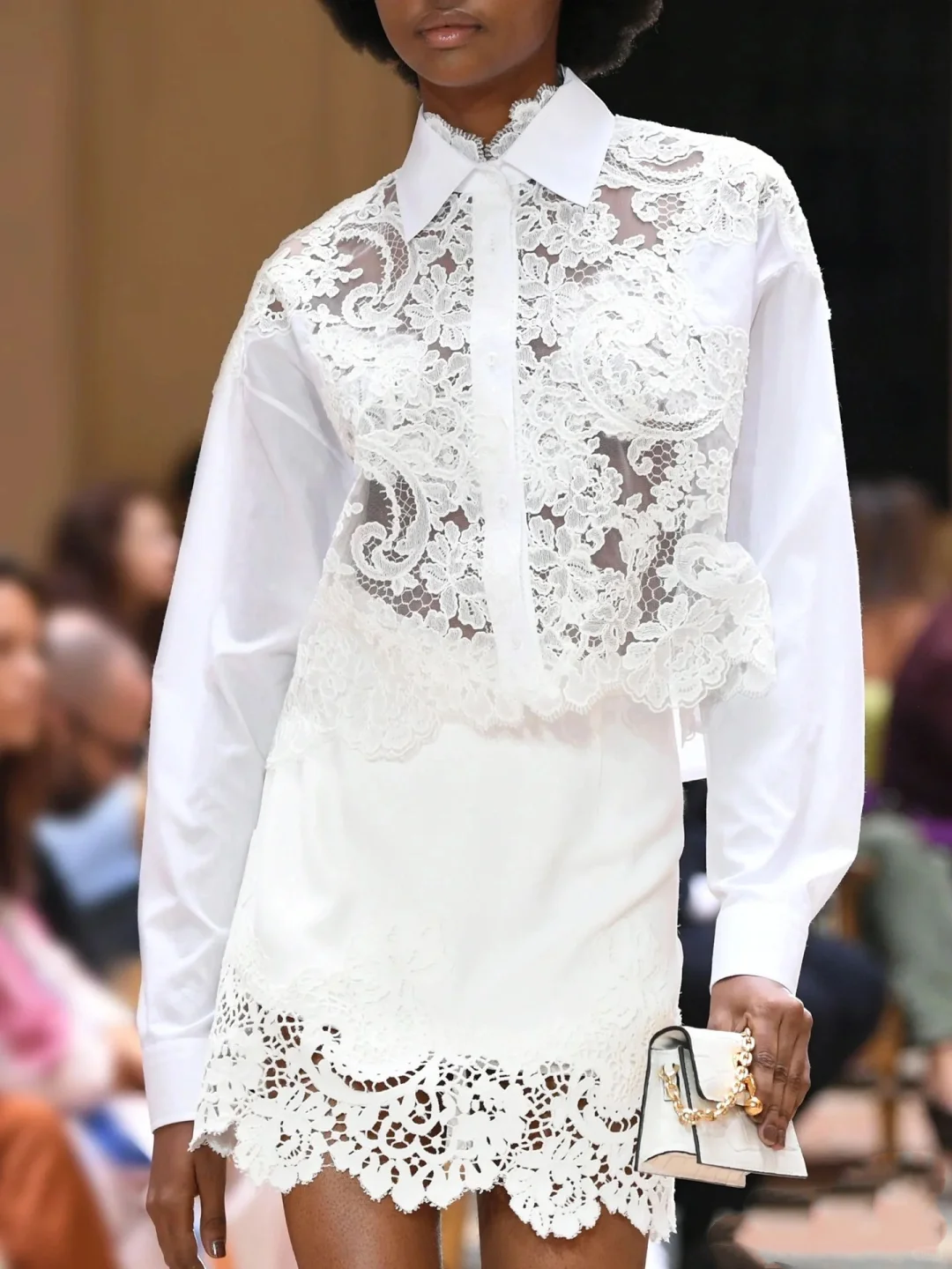 法式优雅衬衫设计 | 骨线蕾丝 立体刺绣花边
