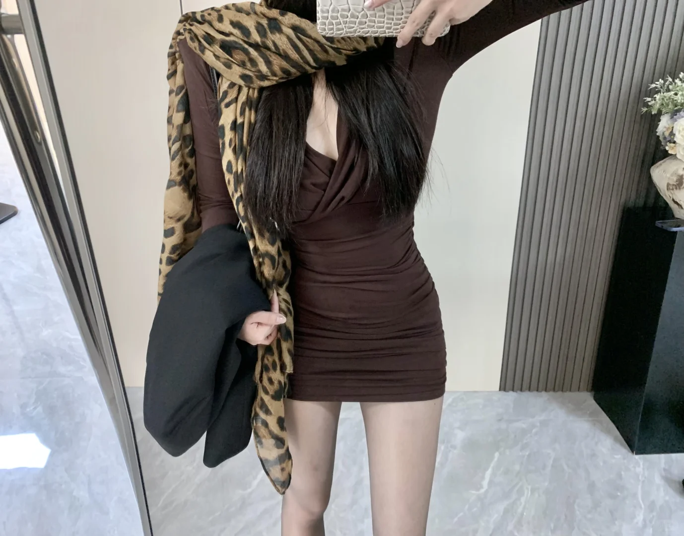 好喜欢带点女人味包臀裙🤎又有设计感