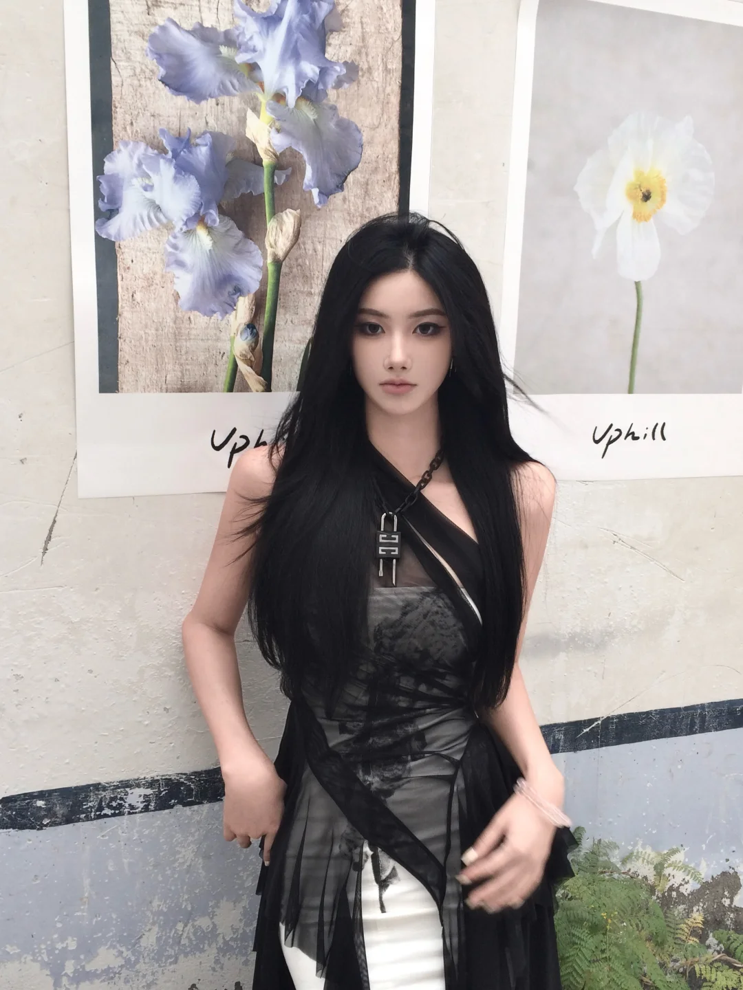 🖤黑纱吊带+碎裙｜今天是“清冷破碎感”本人