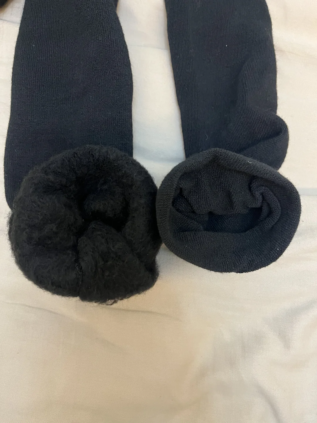 过膝袜加绒VS不加绒！腿粗腿弯女孩适合哪种？