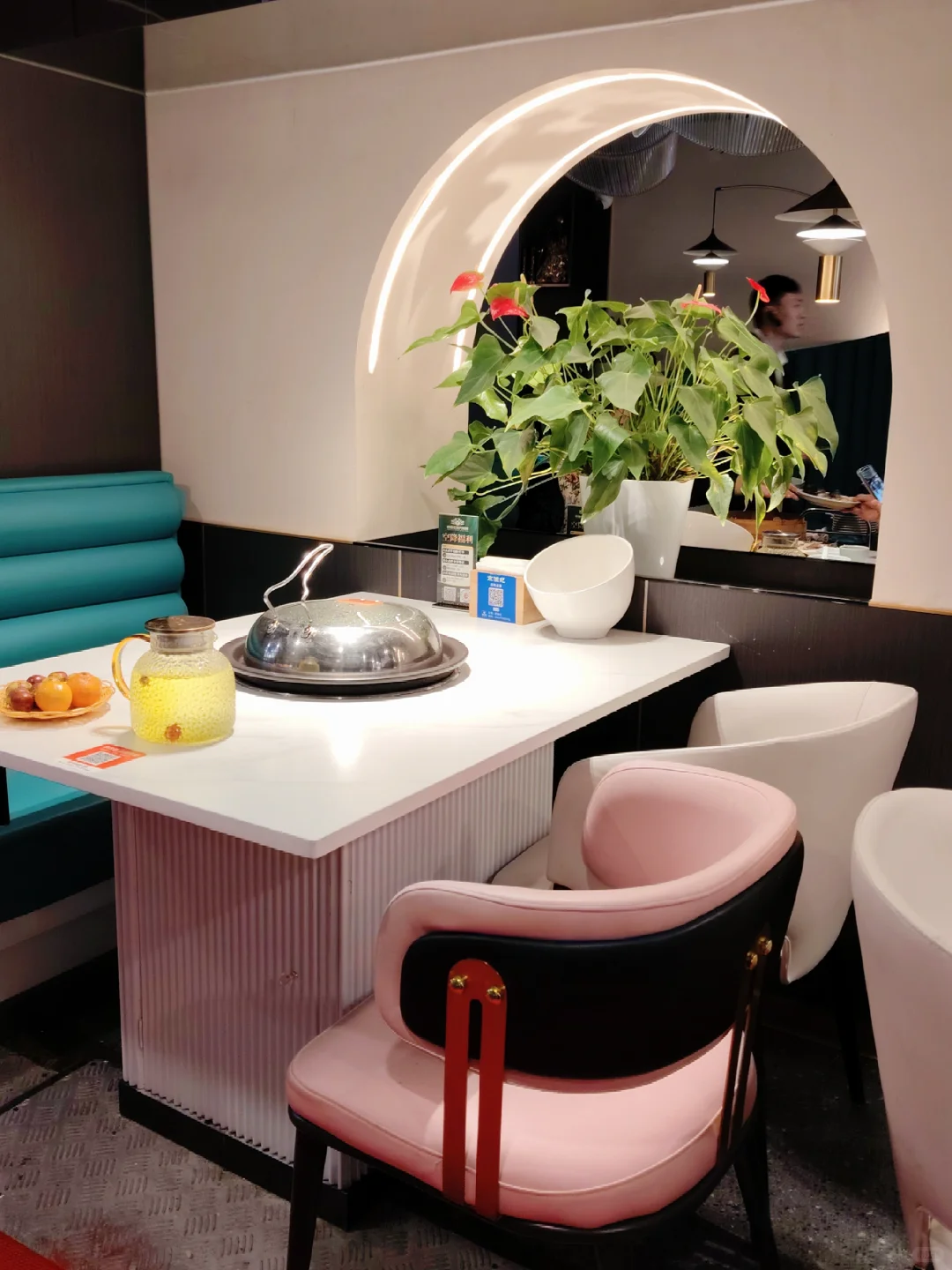 天啦噜被京渔纪的蒸汽海鲜一口鲜到灵魂出窍