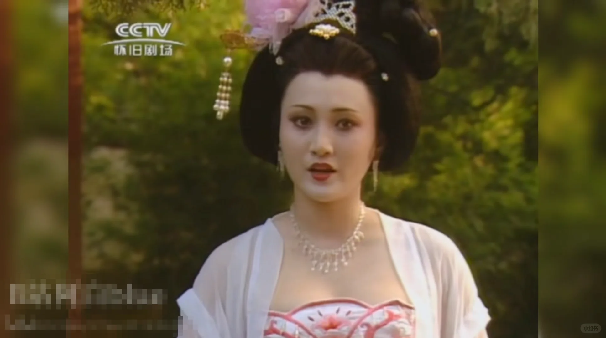 欣赏一下脸如银盆，面如满月的美人