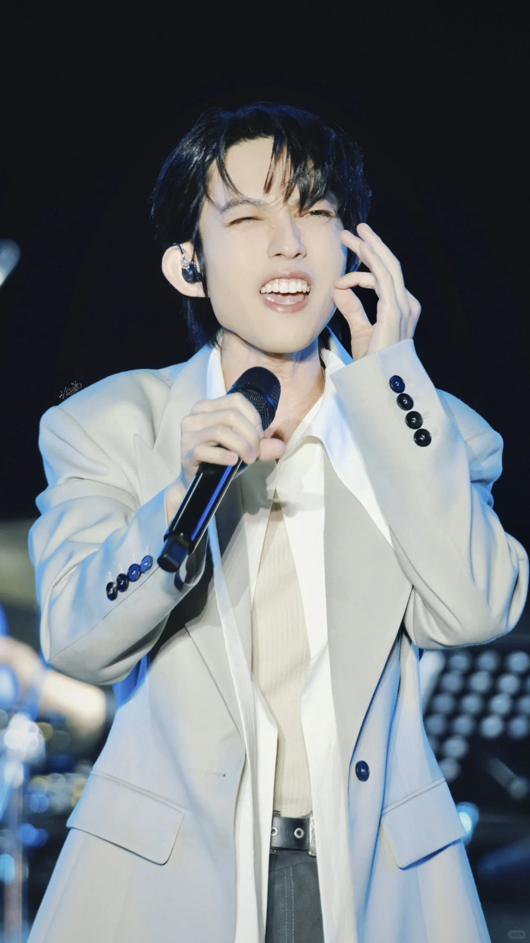 全屏可爱暴暴暴暴暴击📷