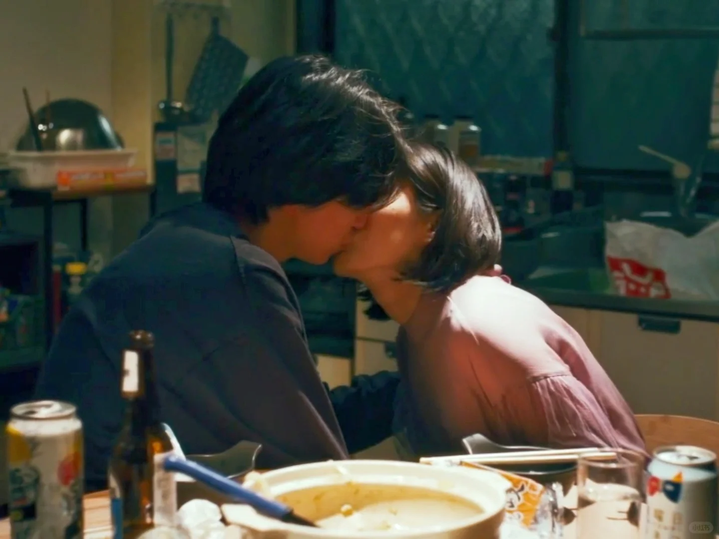 特别提醒:一个人看比较好