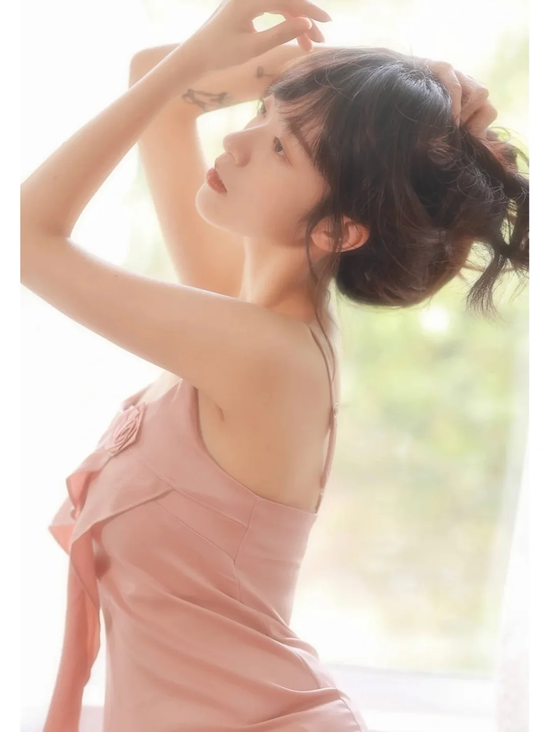 又纯又欲的魅惑精灵，浑然天成的尤物