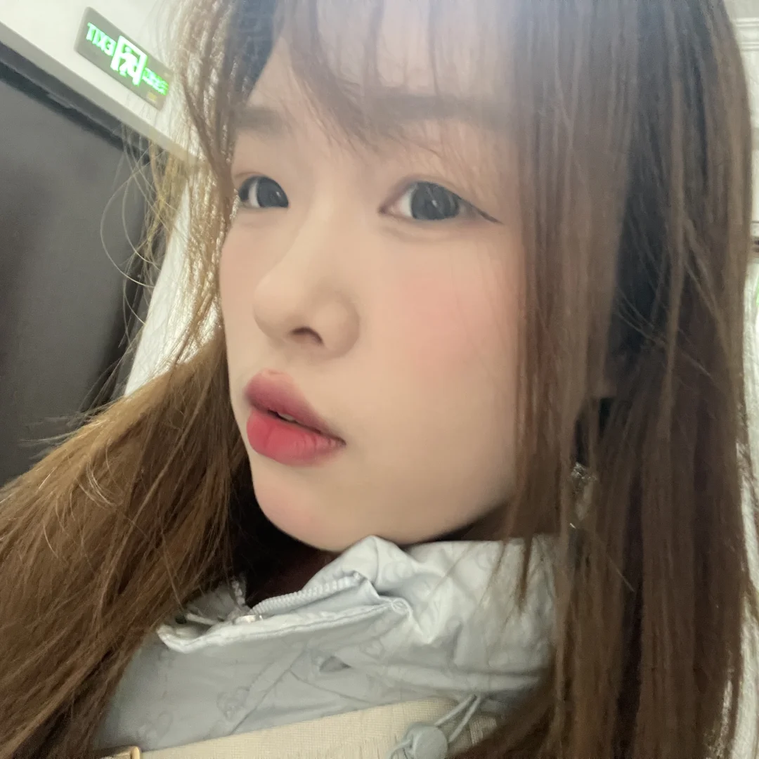 这个口红颜色好娇艳！