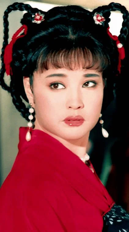 欣赏一下脸如银盆，面如满月的美人