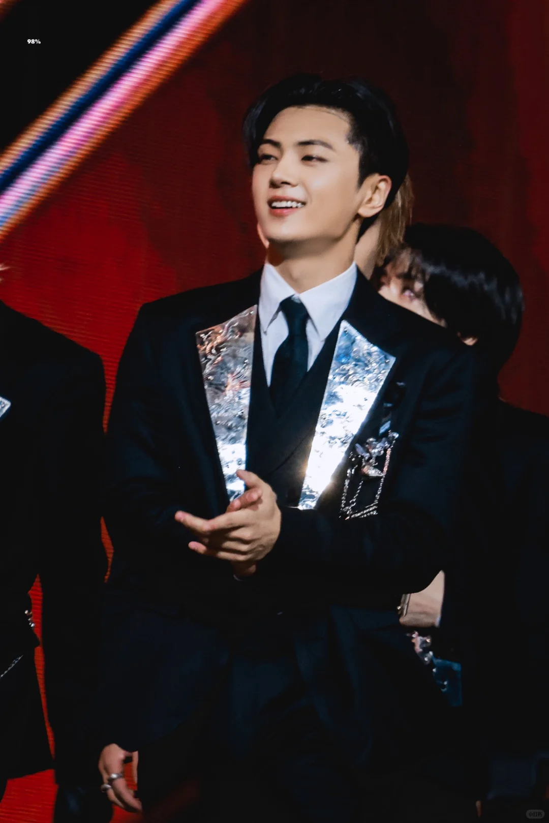 哭得娇艳欲滴的反差小黑猫吗🥹