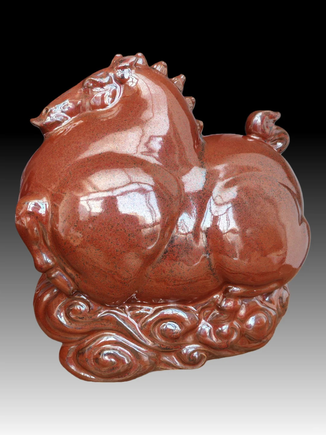 马踏祥云 马年雕塑作品