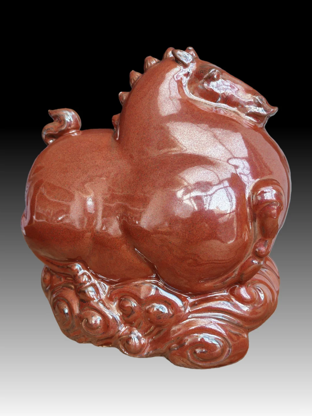 马踏祥云 马年雕塑作品