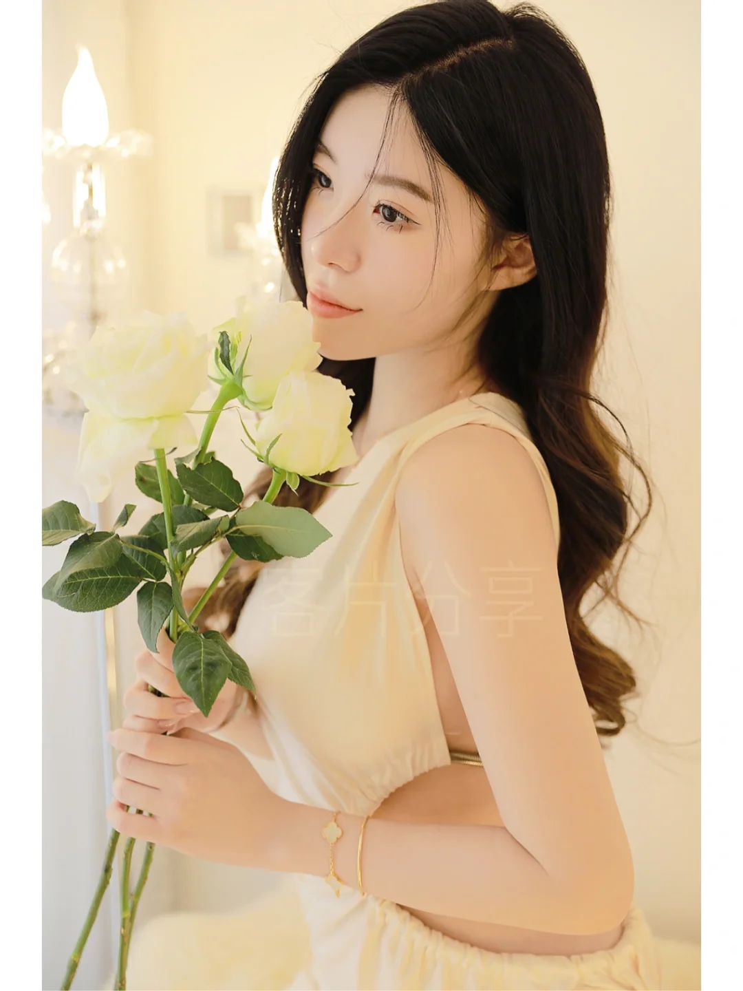 性感尤物x風情萬種💛 迷離氛圍感拉滿～