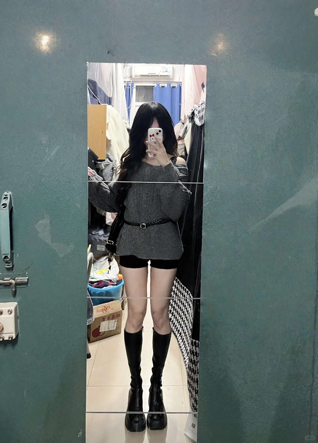 舍友说有点姐感!!1还是2好点呢!!