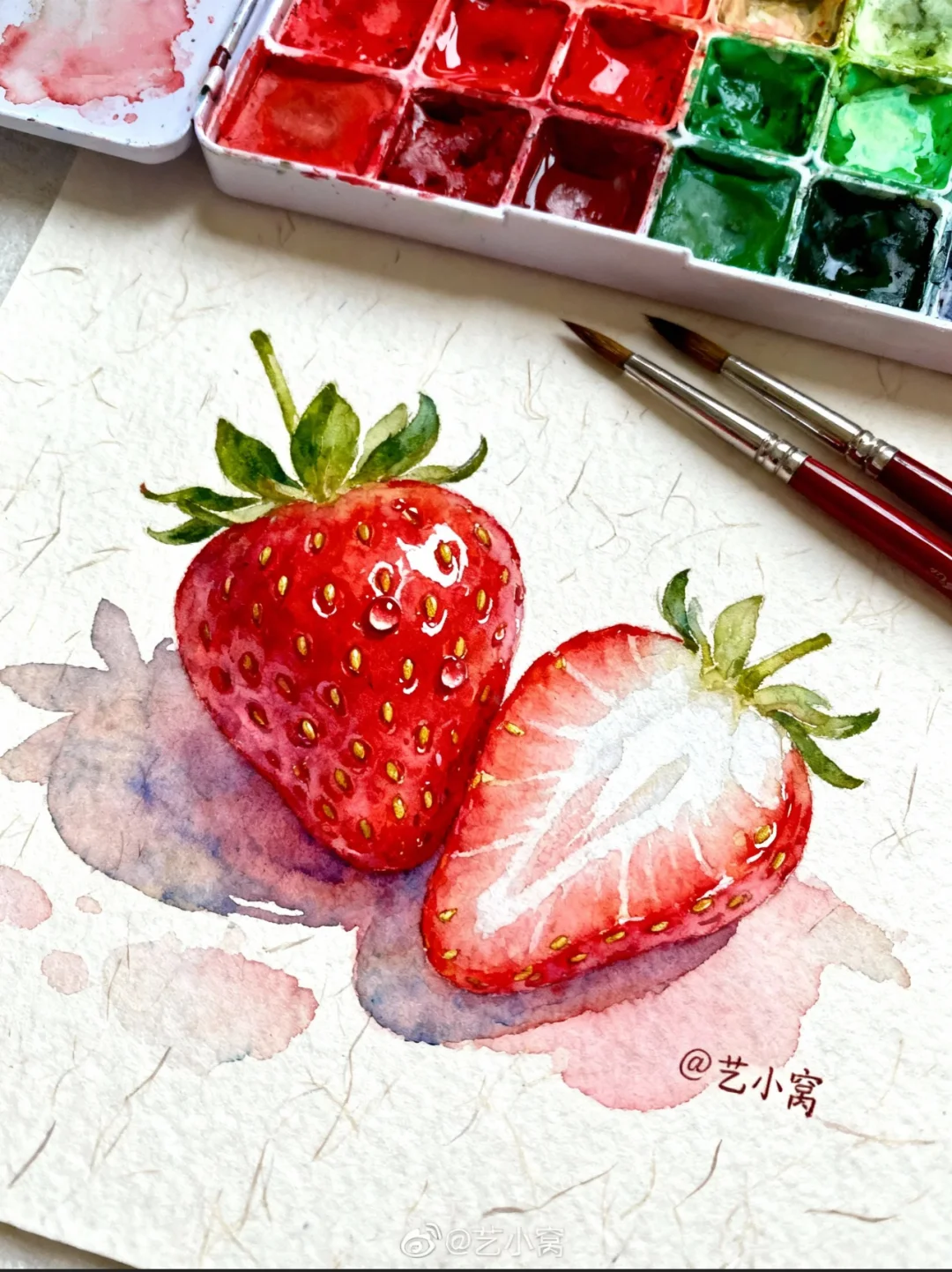 今天分享一颗娇艳欲滴的草莓