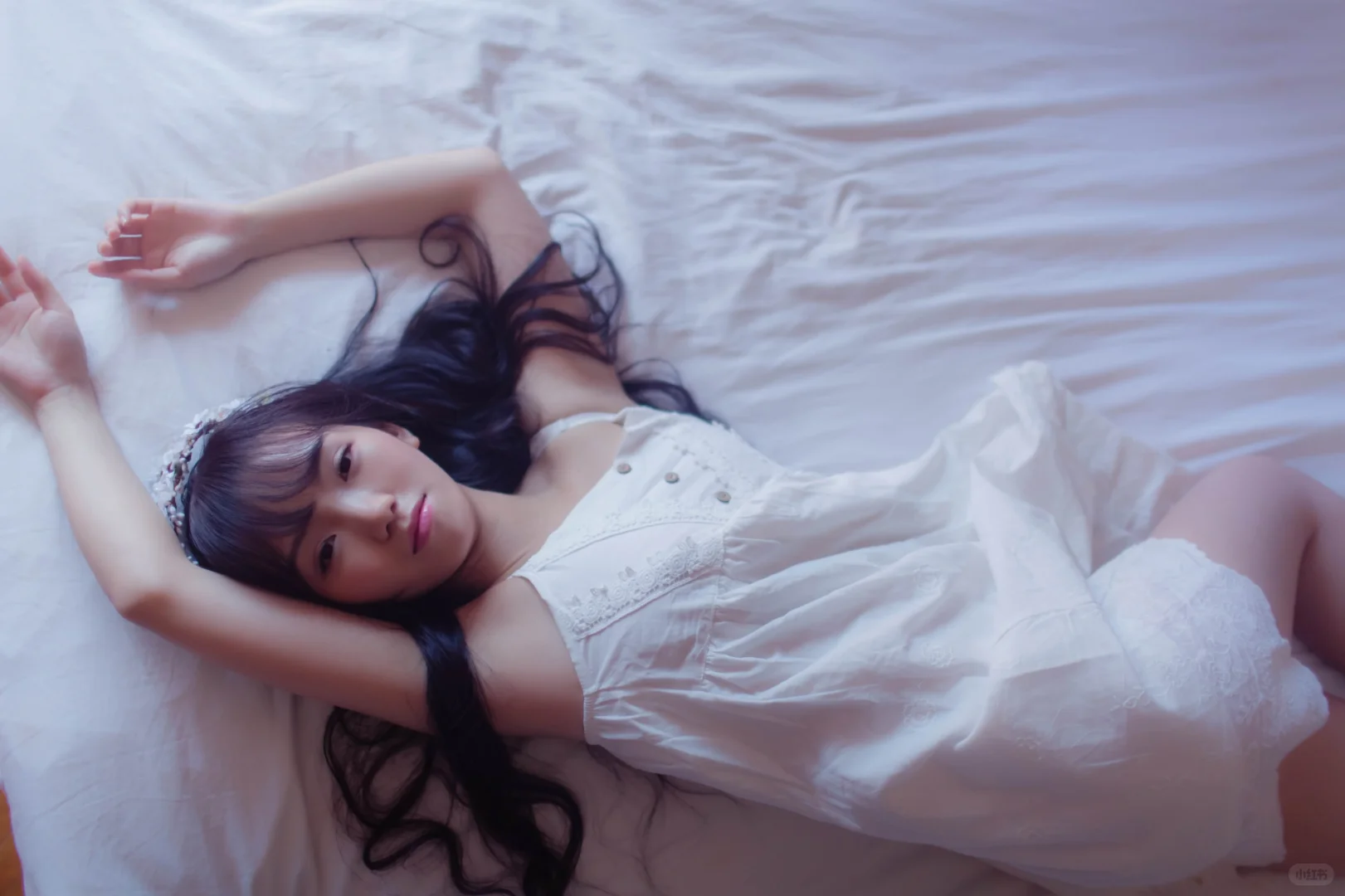 少女的夏日阳光午后