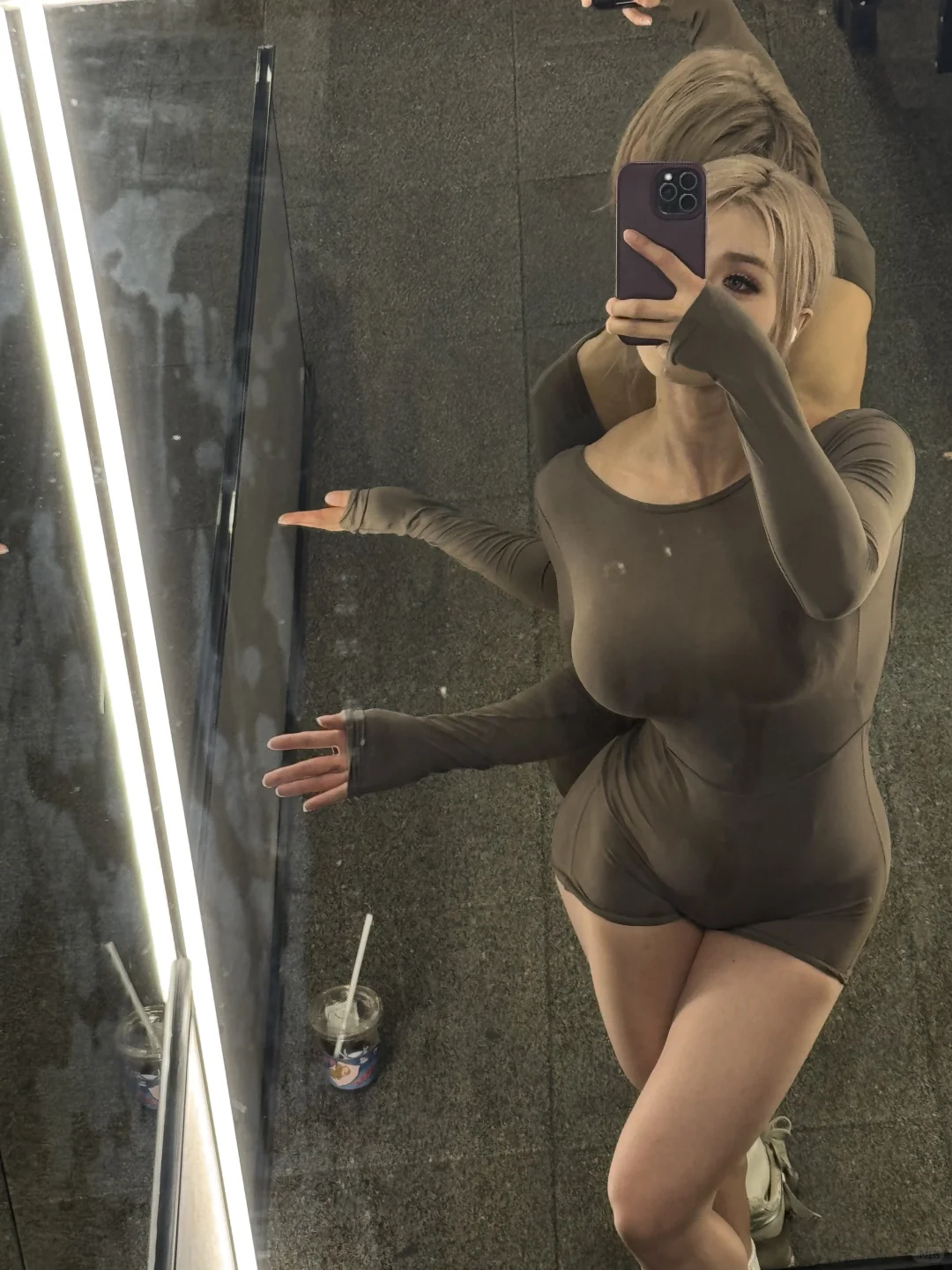 收下你的拿铁女孩☕️ —原图直出