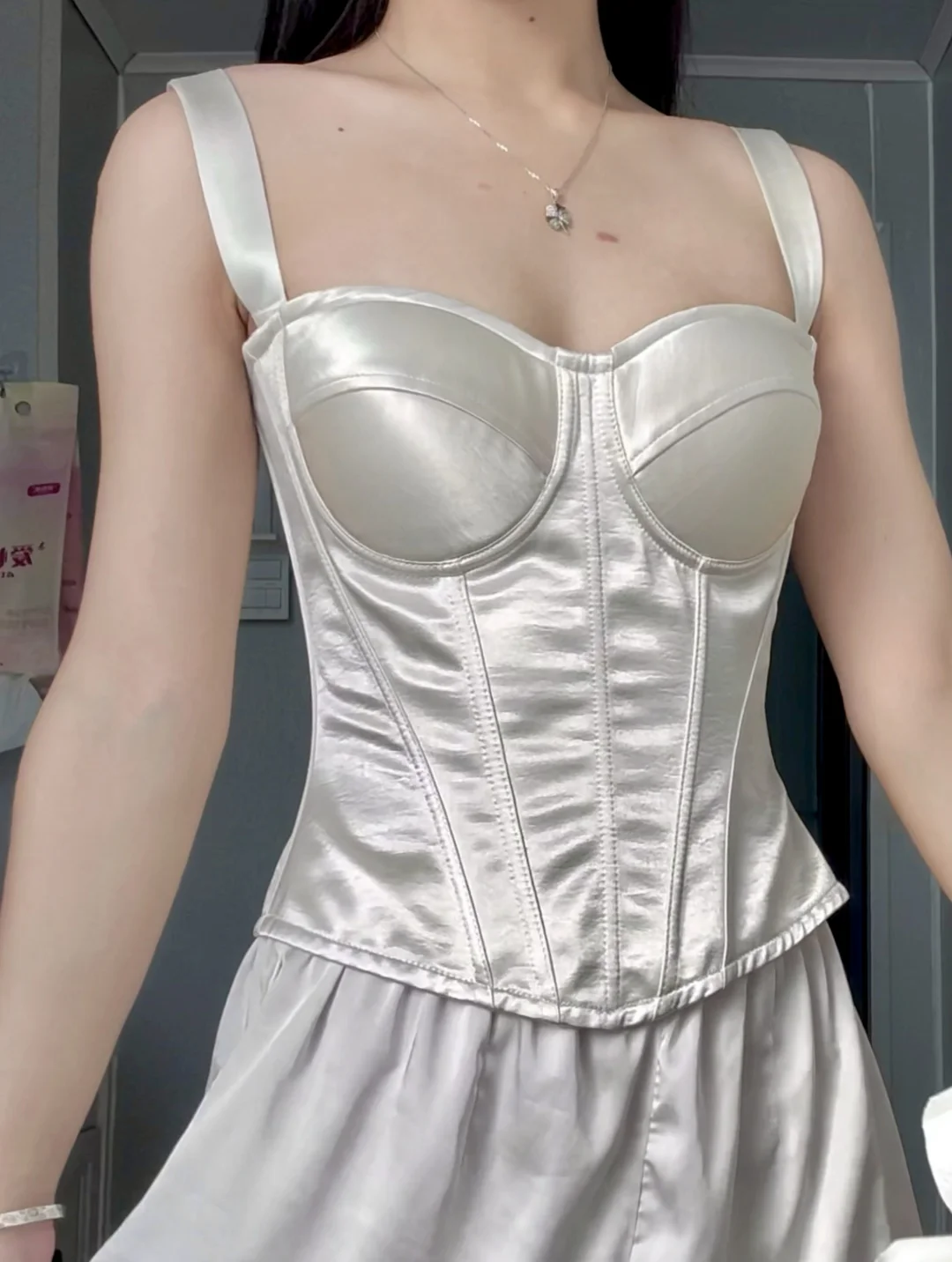 一张出头的高级鱼骨胸衣分享 ～