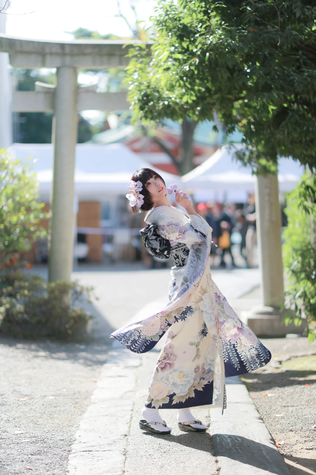 天呐‼️动漫人物走进现实啦💜｜紫藤萝振袖