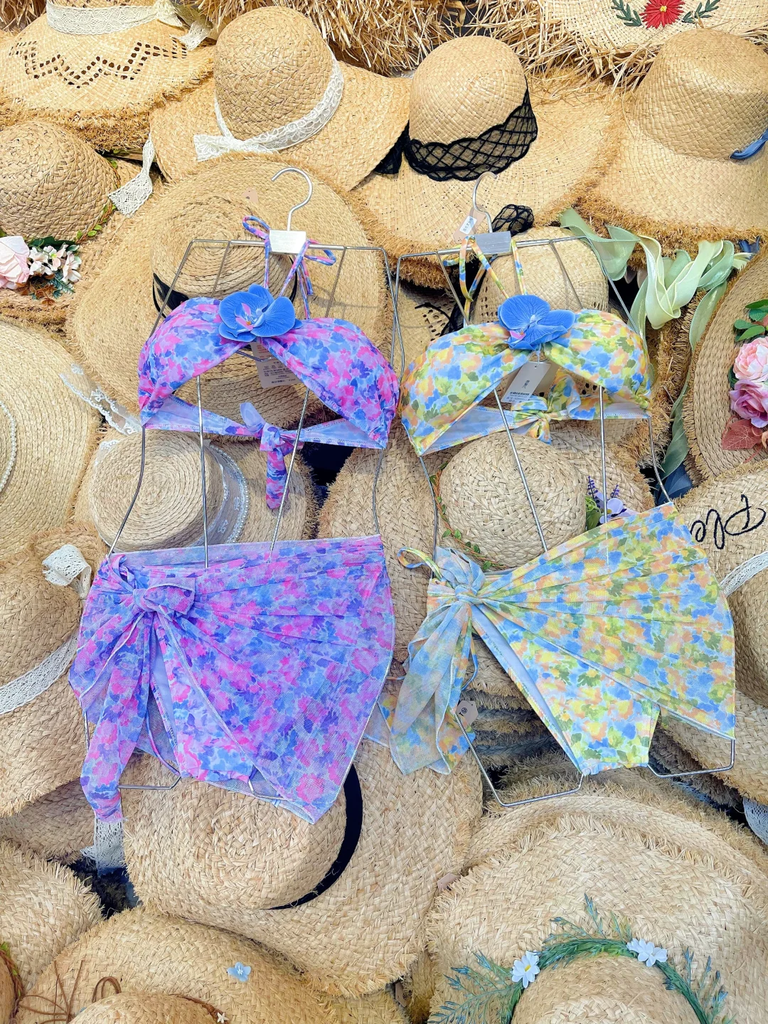 唯一缺点:泳装款式太多，挑花眼！！！