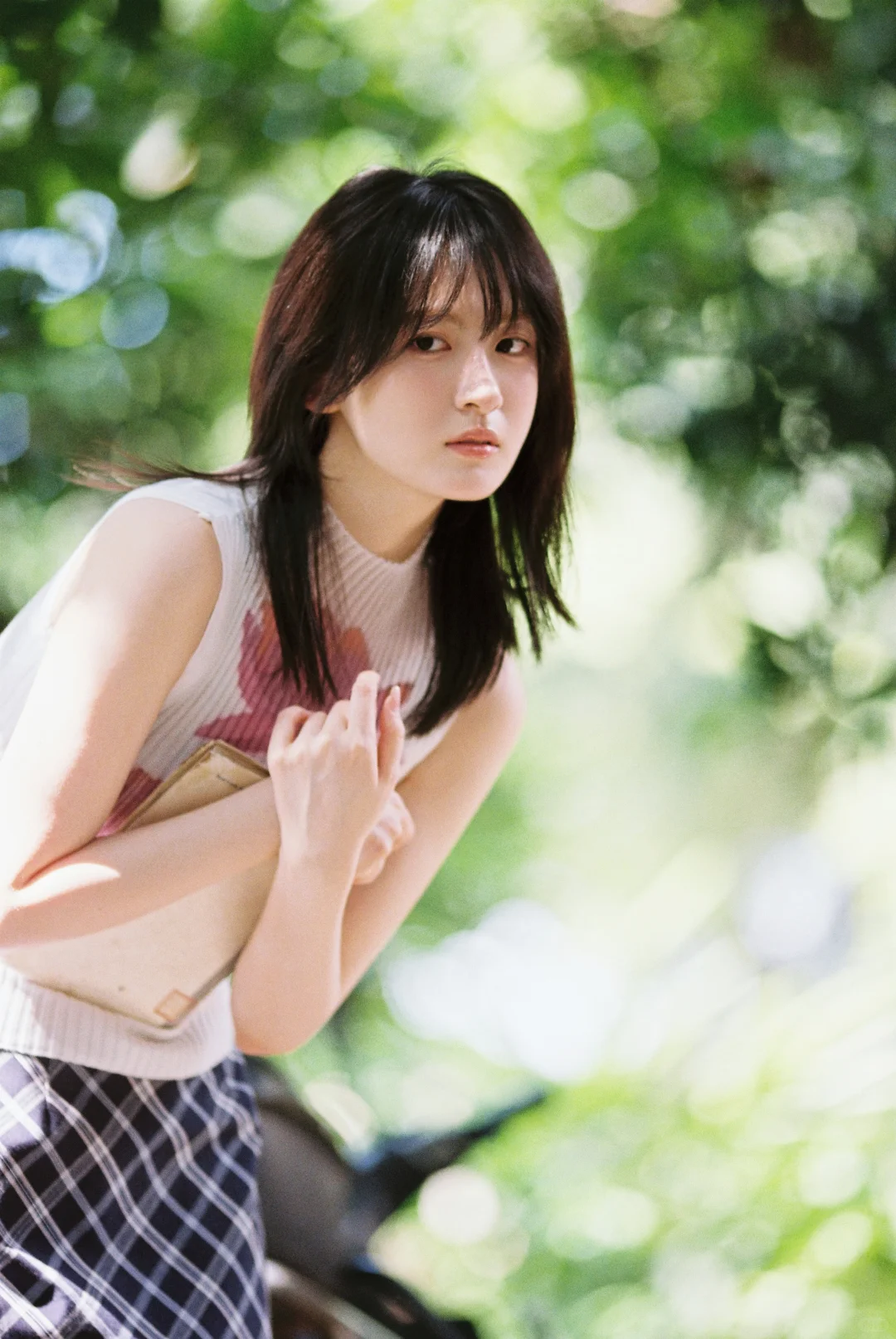 镇口老樹下 她写了半本青春📗✏️