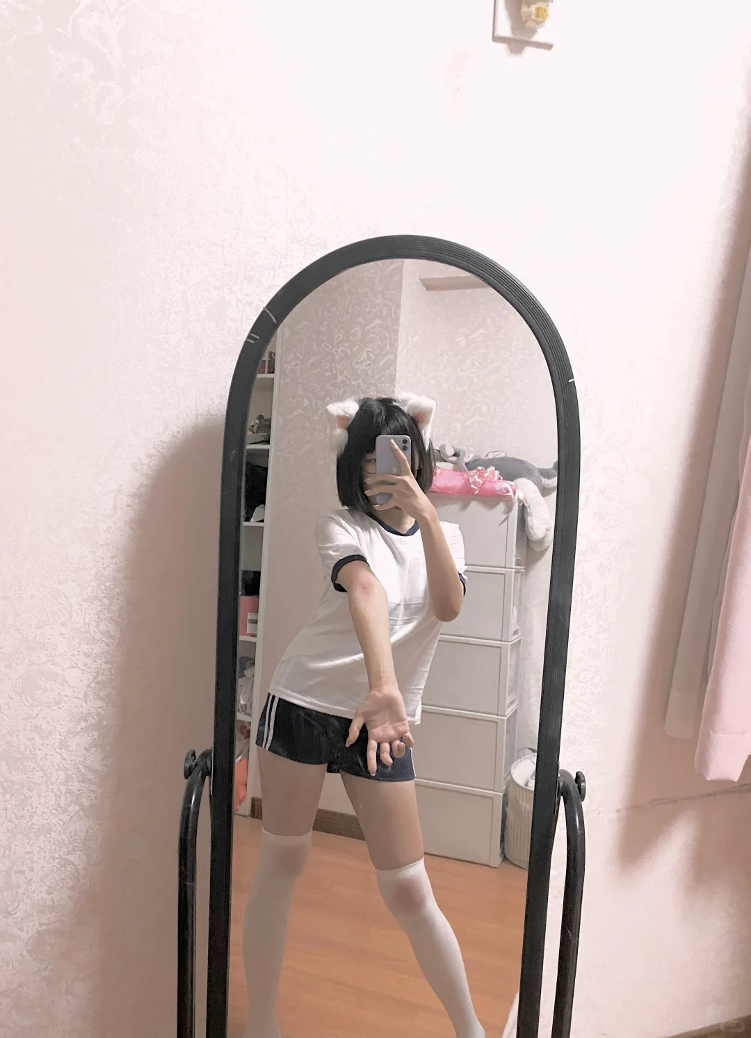 吾乃幸福世界霸主- ̗̀ʚ ๑'~'๑ ɞ ̖́-