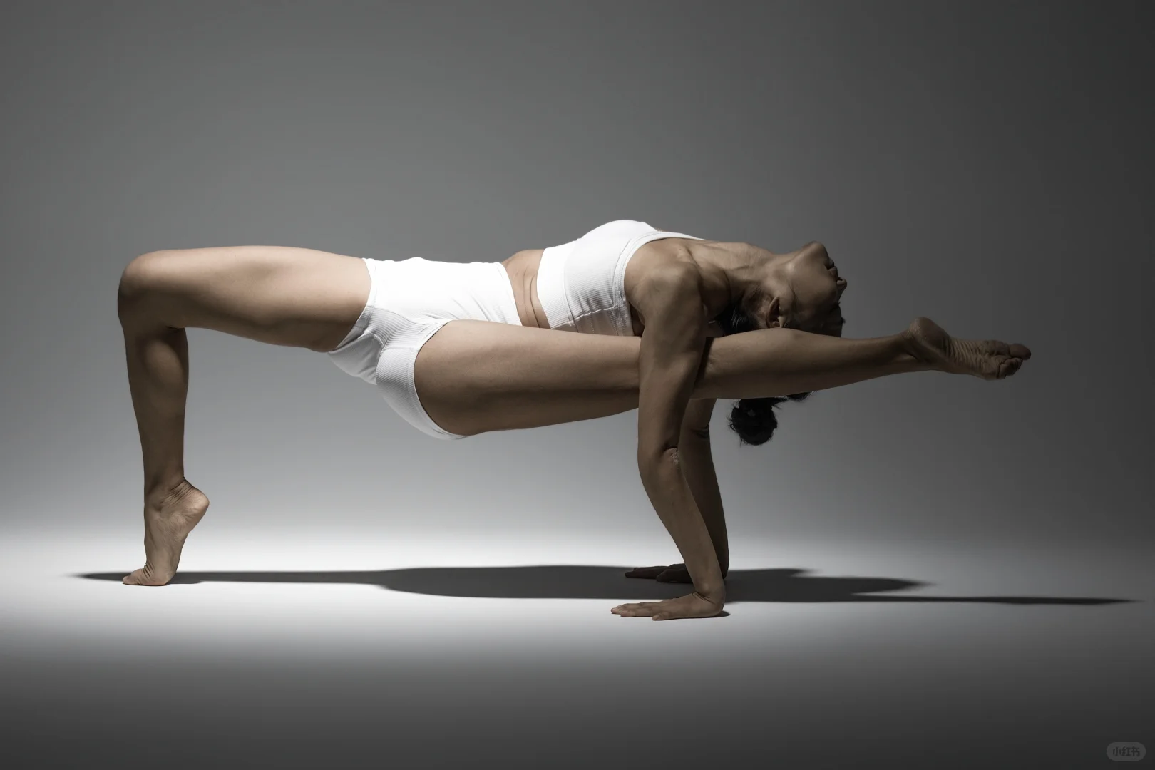 高级瑜伽体式，才配得上高级感摄影