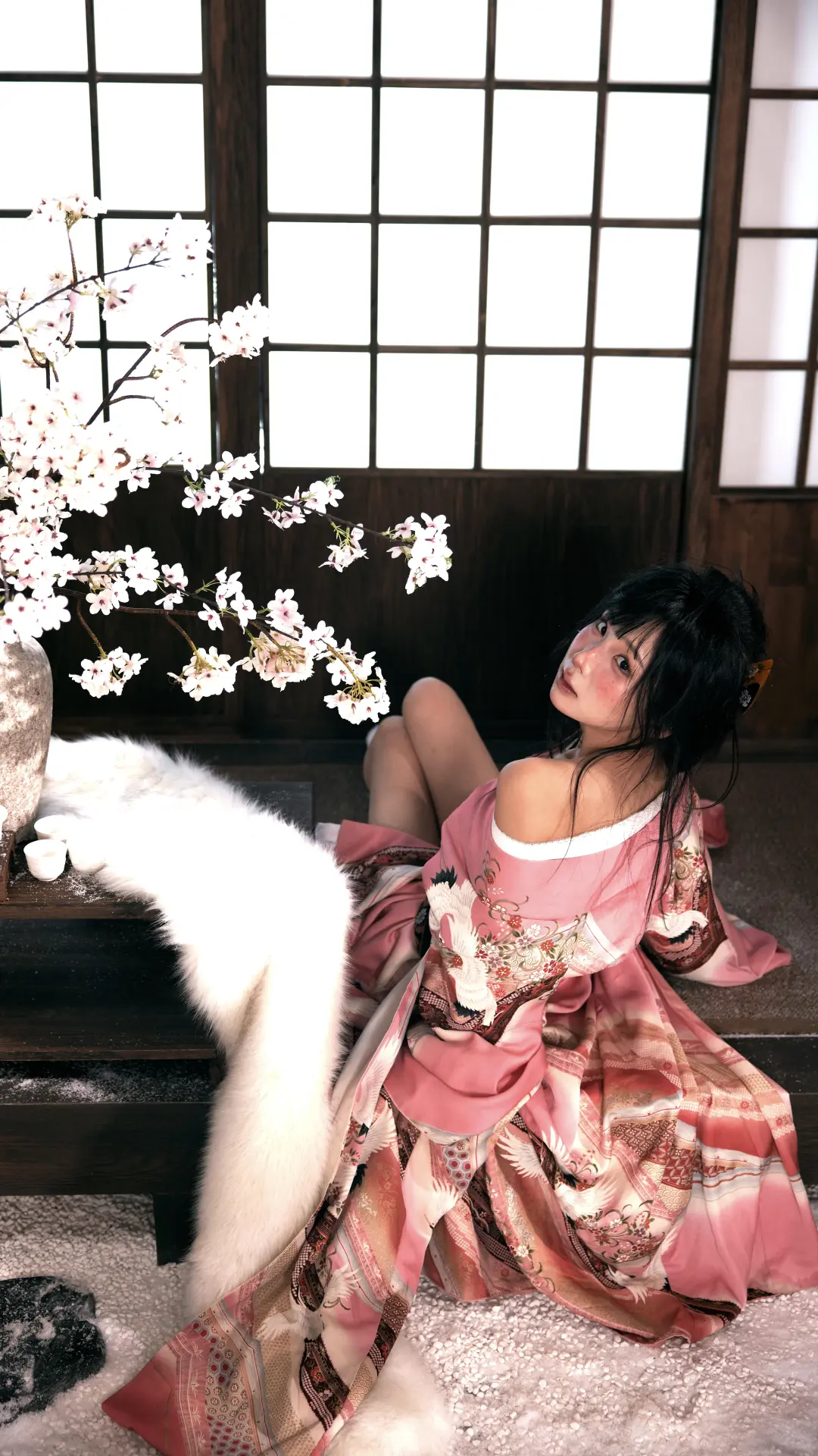 雪女||唯独心脏是雪花绣的痂 靠近你就融化