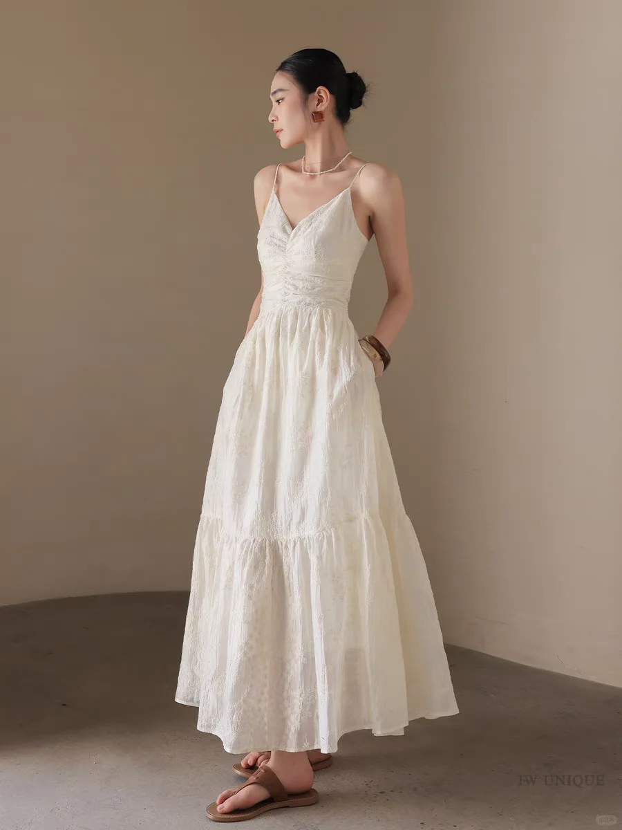 救命！这哪是裙子，根本是行走的高级定制