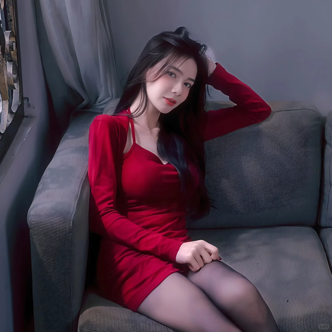 最近都爱拍红色，氛围感满满