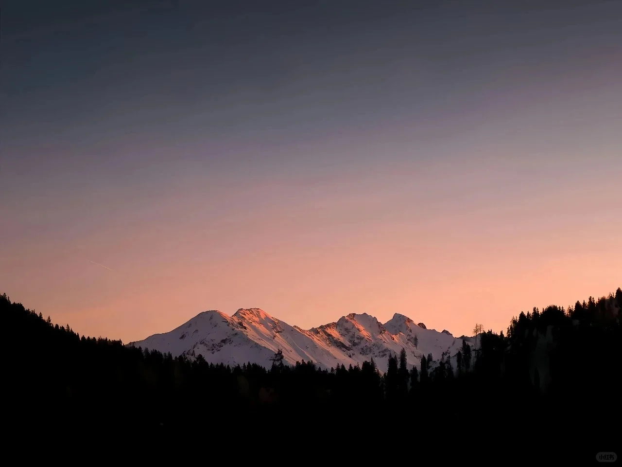 Share｜一组好看的电脑pad壁纸