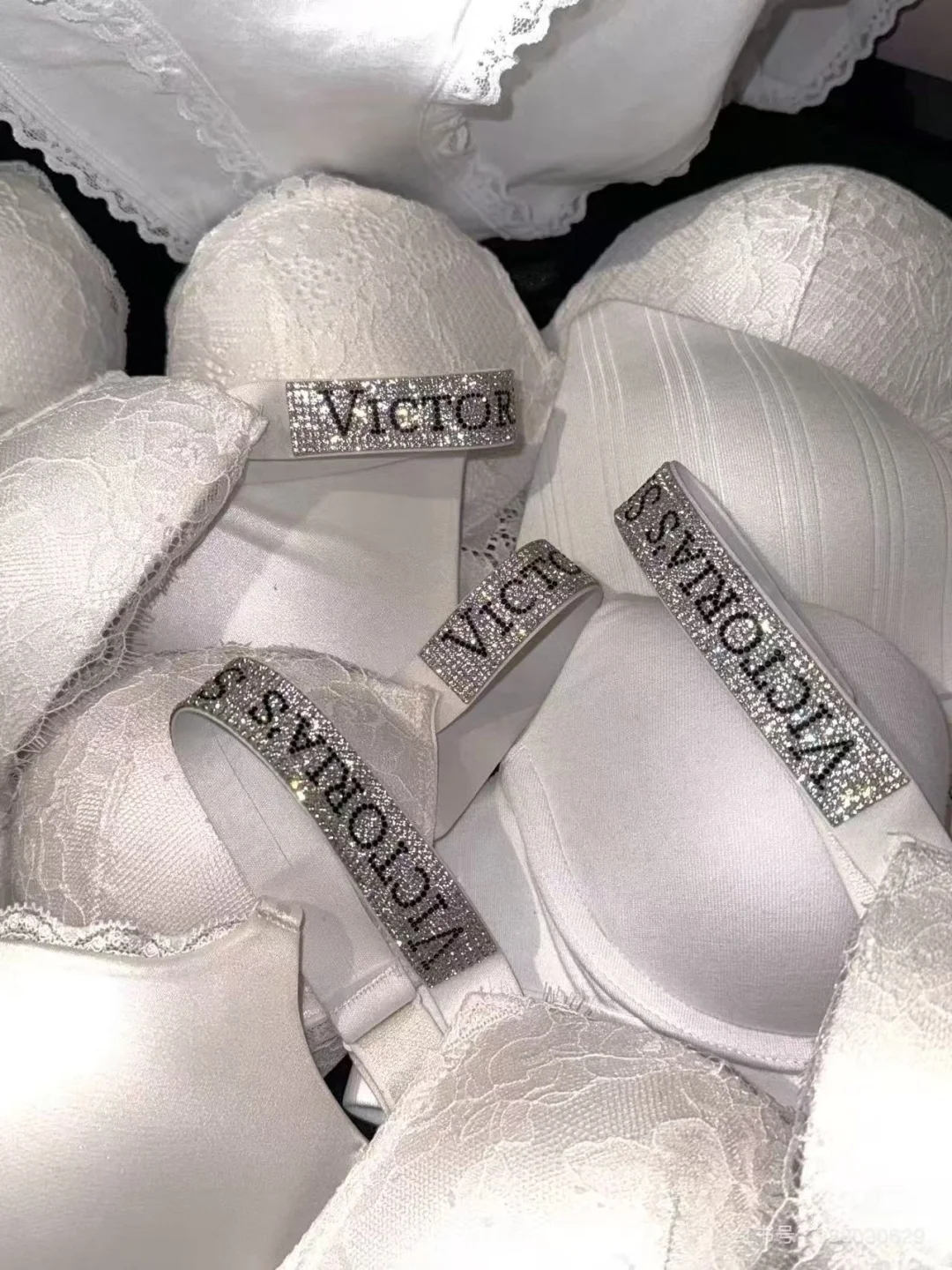 终于买到喜欢的文胸！！！