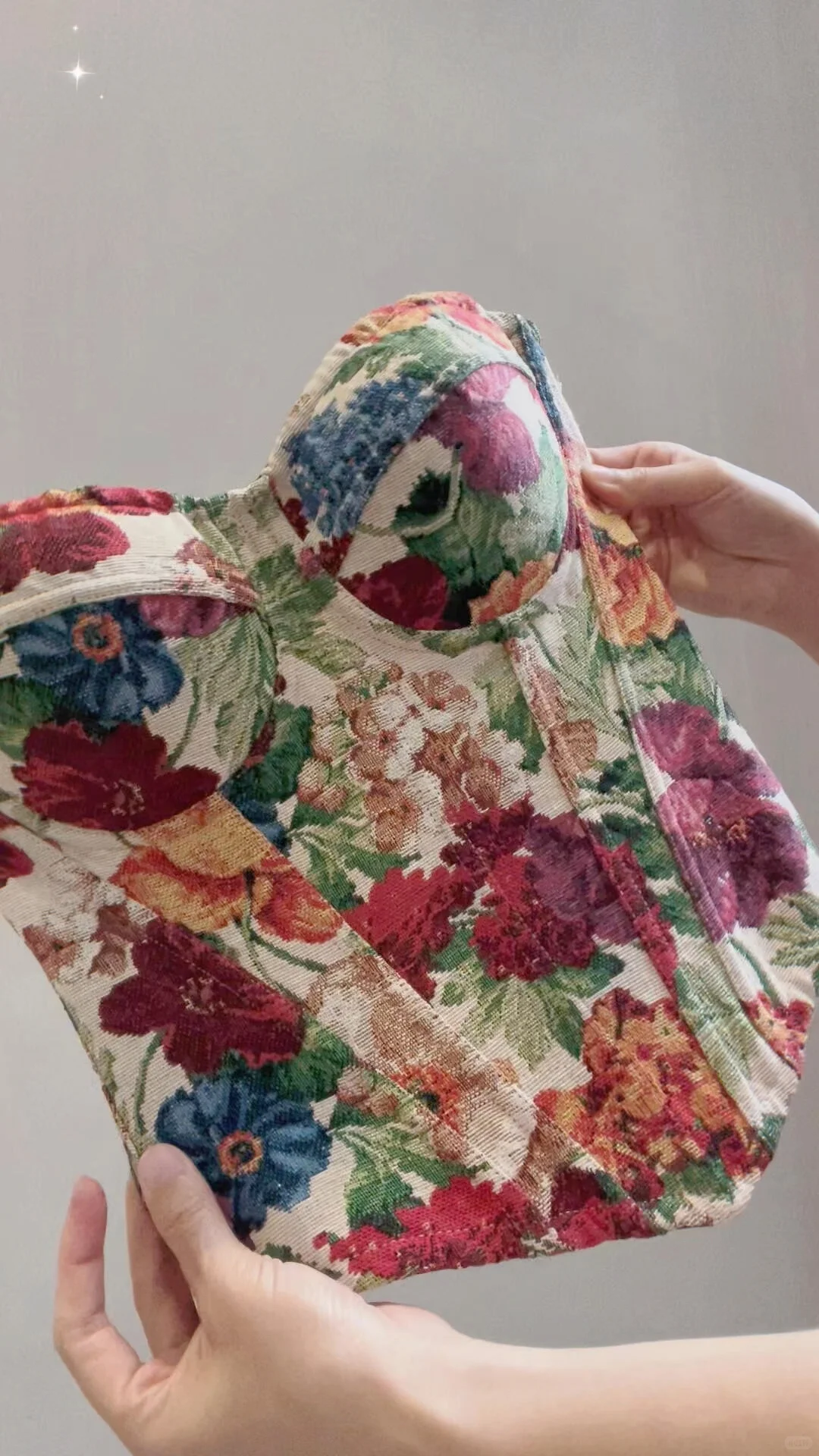 莫奈鱼骨胸衣，真的好美啊！