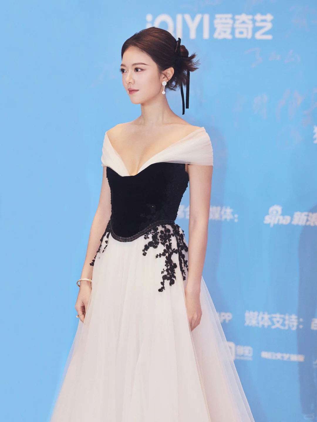 100个女神名场面-赵今麦