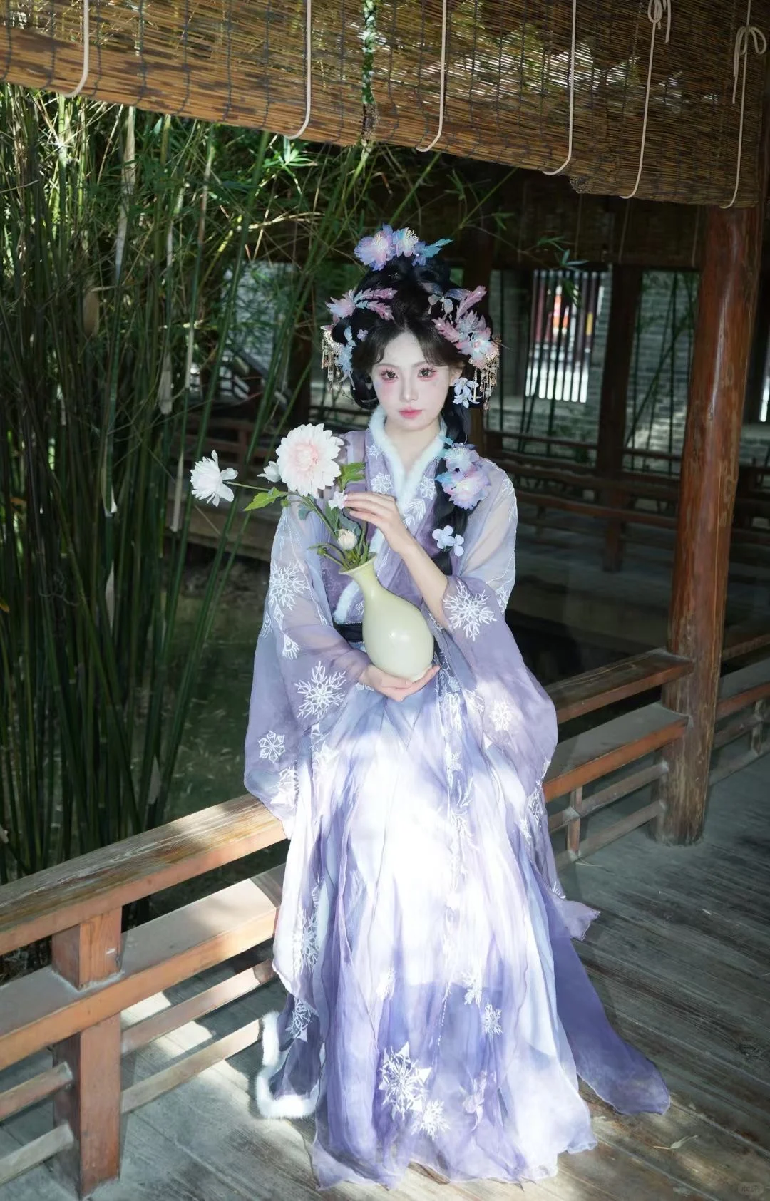 襄阳陪拍｜紫色花神妆造更加迷人