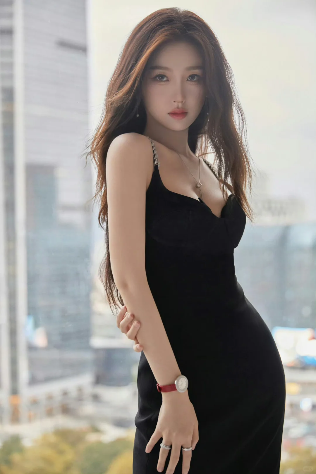 虞书欣 黑色吊带 豪门千金