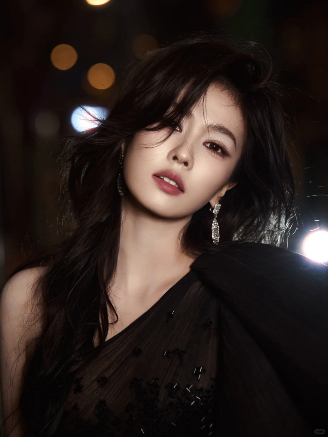 白鹿尖叫之夜造型，风情万种的港风美人~😍