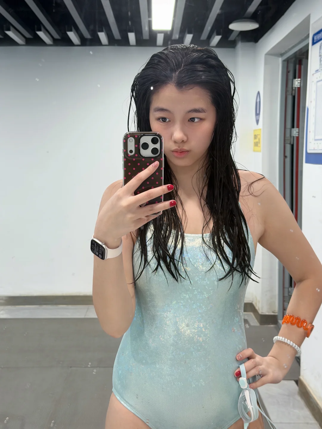 小菜蛙的泳衣分享