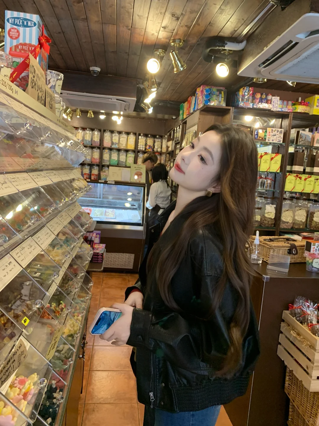 让人眼前一亮的复古港风穿搭！！美到实语了❣️