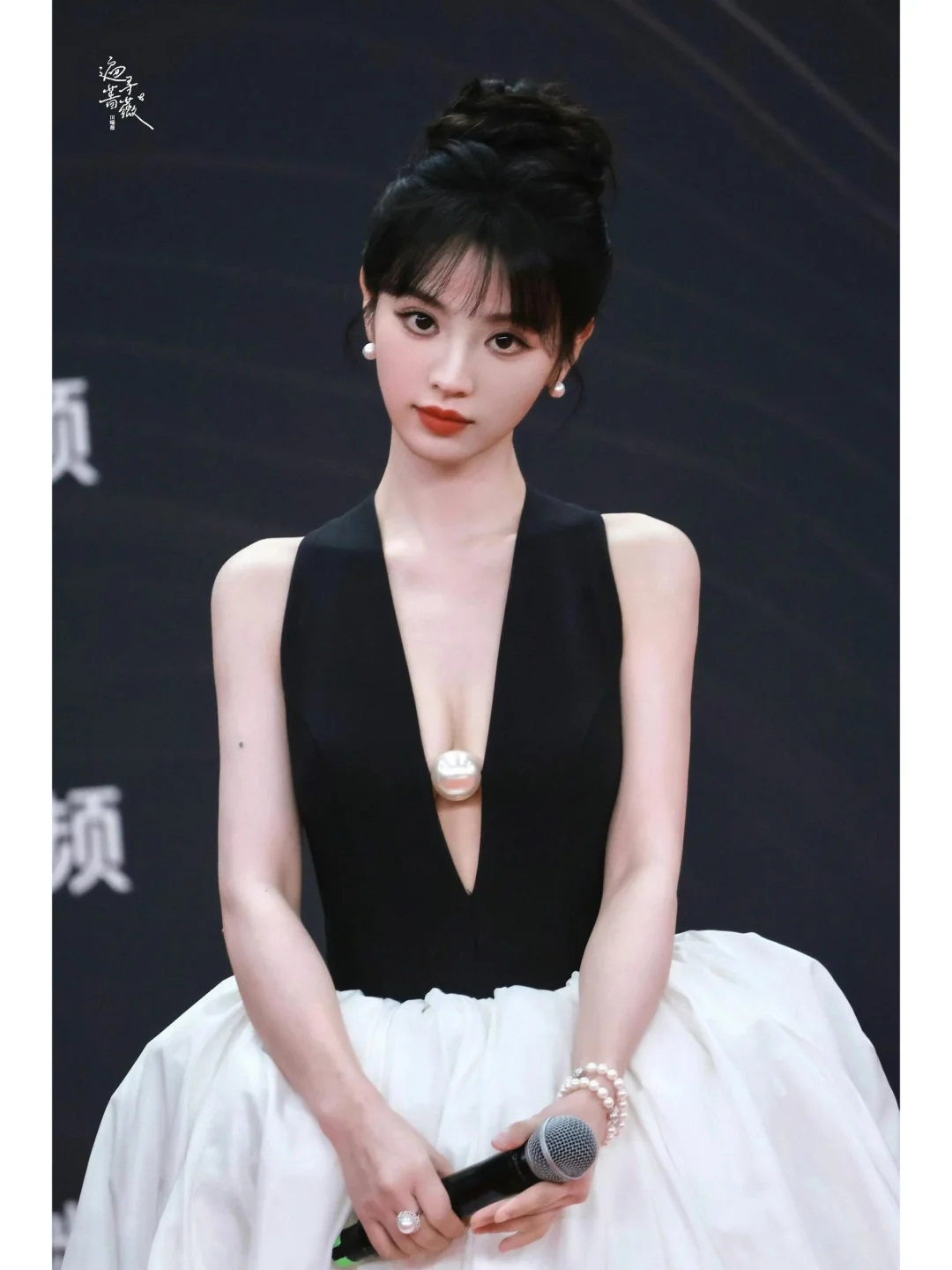 田曦薇的维密内衣穿搭，性感又高级