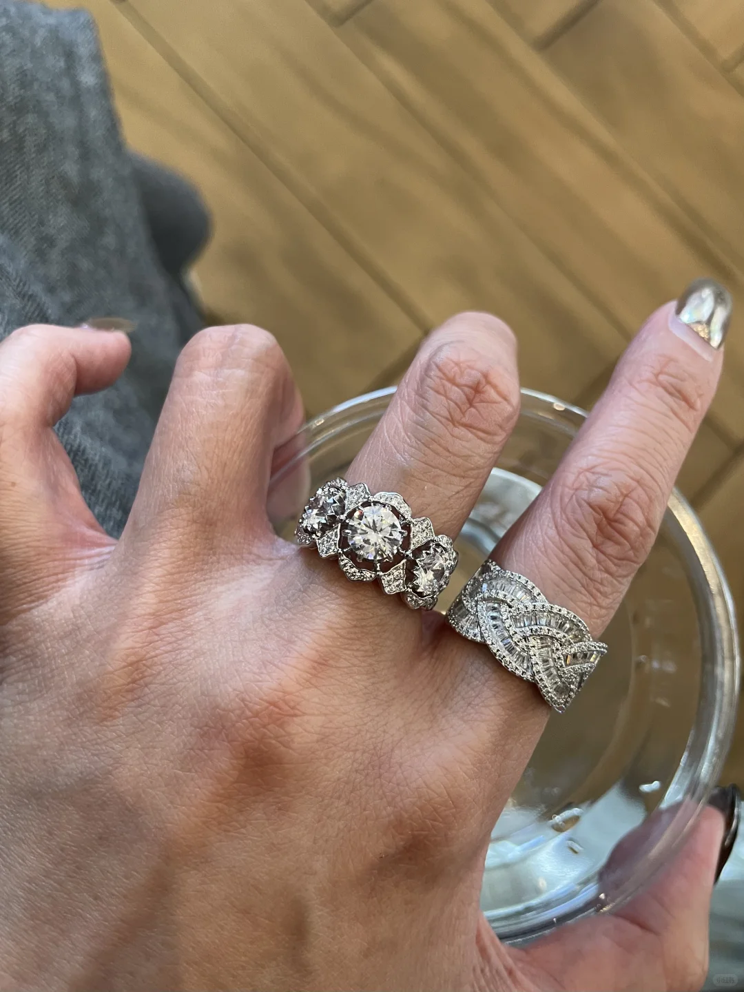 极限二选一‼️清冷布布风的蕾丝钻戒美晕啦🥹