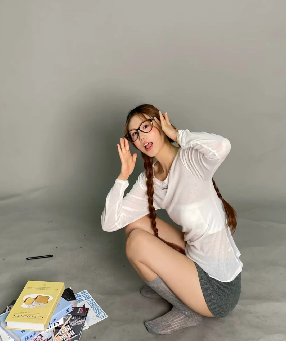 灰色小腿袜🧦搭配