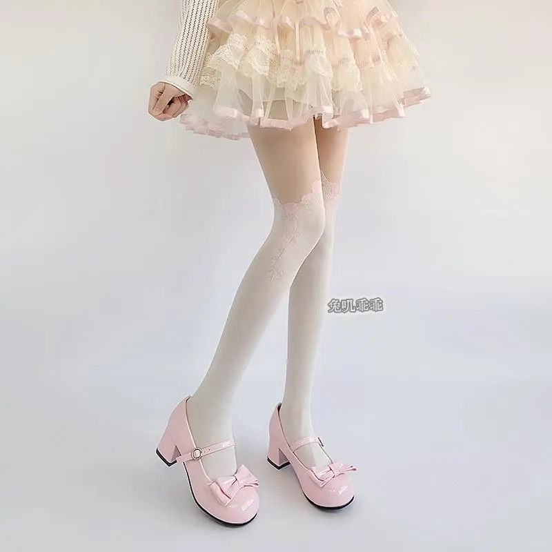 🌟🌟奶白丝袜也太甜了吧🌟🌟