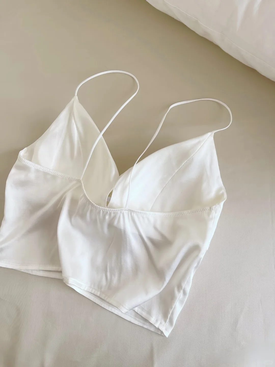 真丝吊带yyds！💨自带胸垫懒人必备