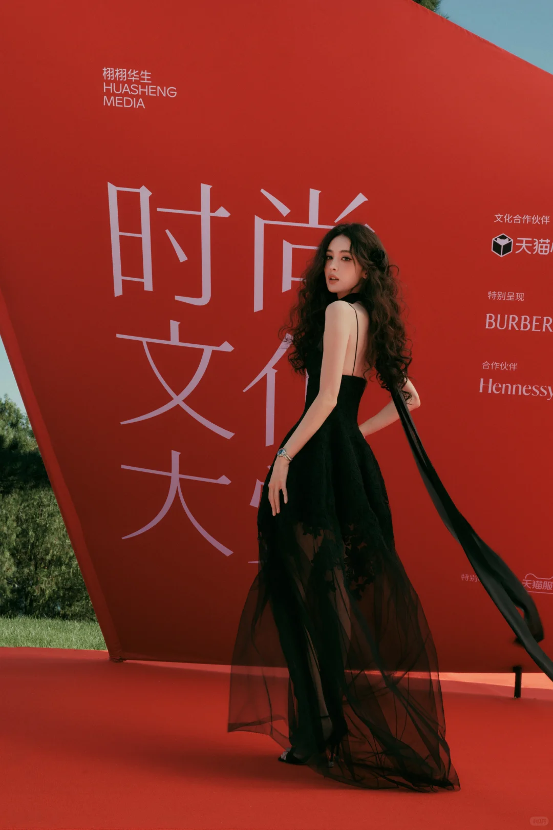 绝美look第67弹，古力娜扎