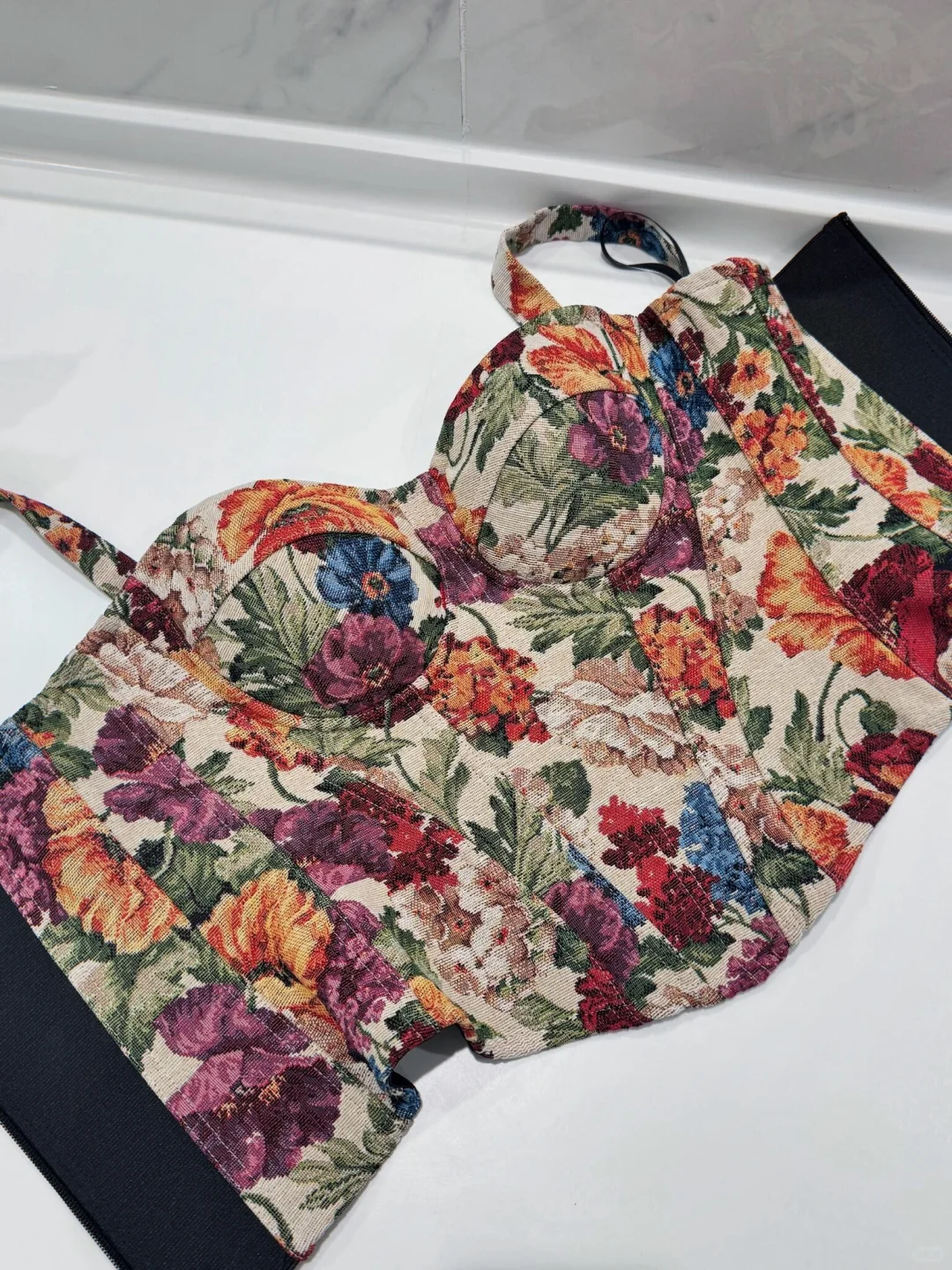 超好看的鱼骨胸衣，快来看！