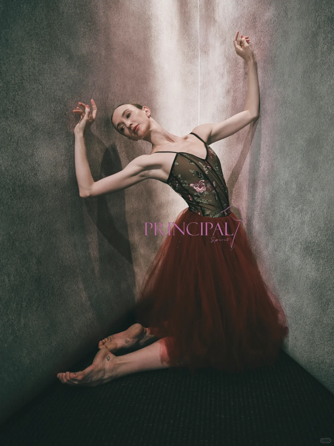 拍摄的一组泳装大片上线啦🥰🥰🥰